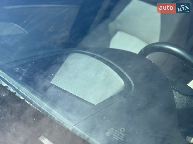 Седан BMW 5 Series 2012 в Каневе фото 59 Седан BMW 5 Series 2012 в Каневе