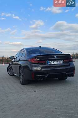 Седан BMW 5 Series 2018 в Львове