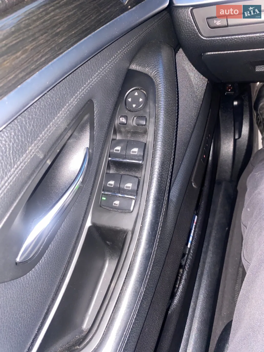 2013 BMW 5er - мініатюра 10