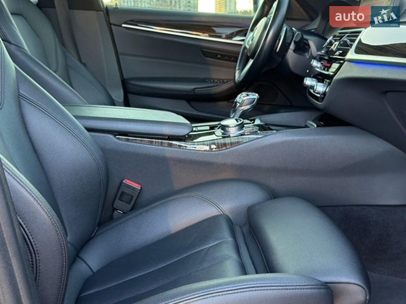 Седан BMW 5 Series 2017 в Києві