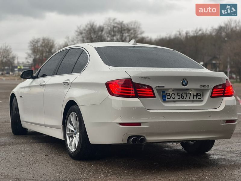 Седан BMW 5 Series 2015 в Тернополі
