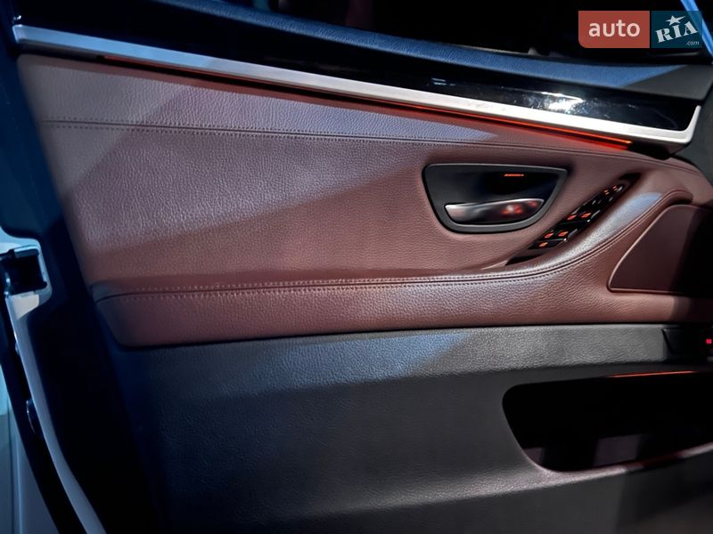 Седан BMW 5 Series 2015 в Тернополі