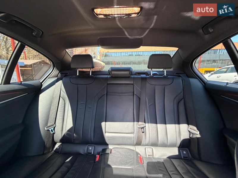 Седан BMW 5 Series 2017 в Києві