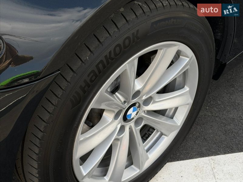 Седан BMW 5 Series 2014 в Рівному