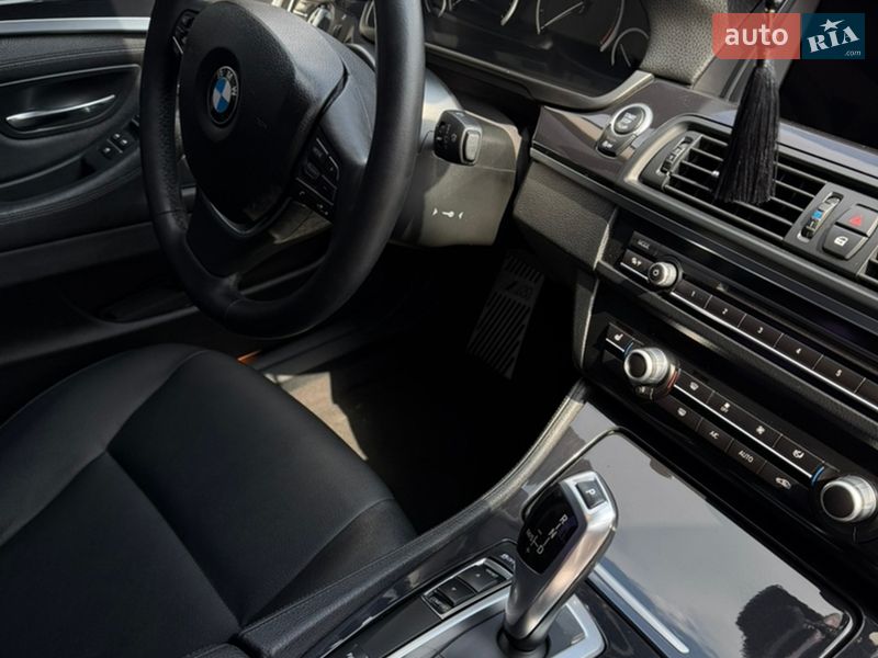 Седан BMW 5 Series 2014 в Рівному