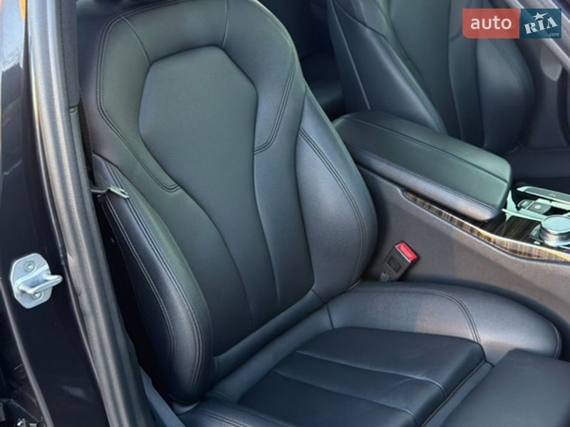 Седан BMW 5 Series 2017 в Києві