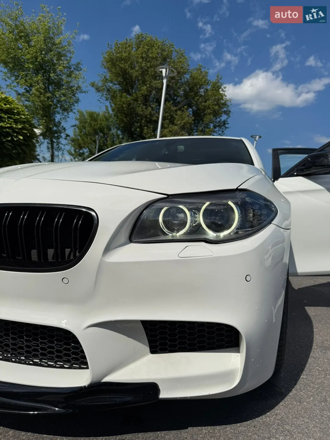 2012 BMW 5er - мініатюра 10