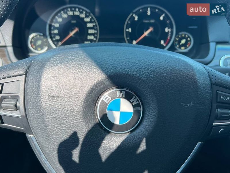 Седан BMW 5 Series 2015 в Івано-Франківську