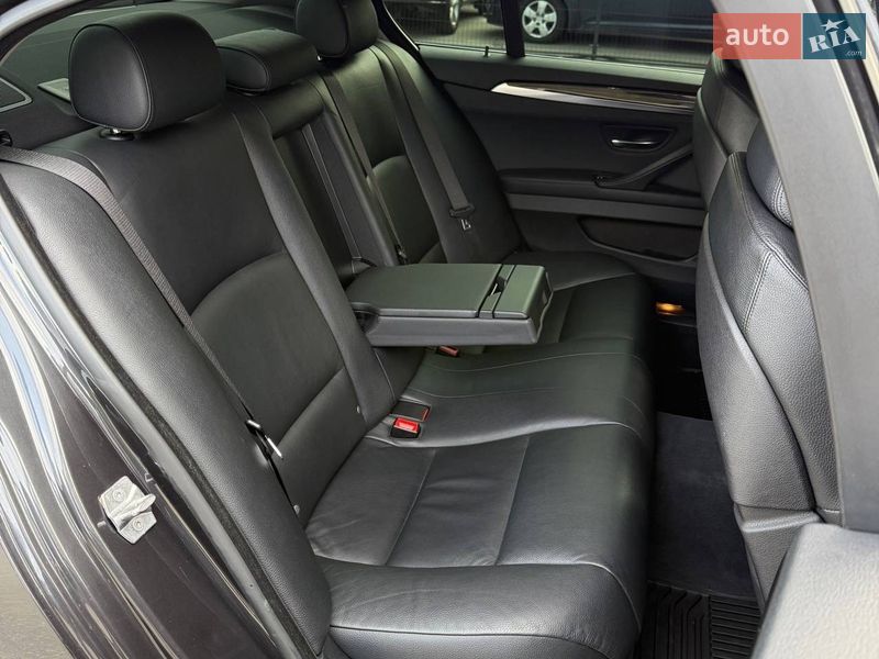 Седан BMW 5 Series 2012 в Киеве
