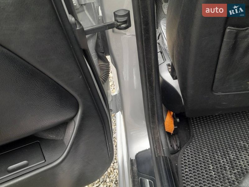 Седан BMW 5 Series 2001 в Тернополі