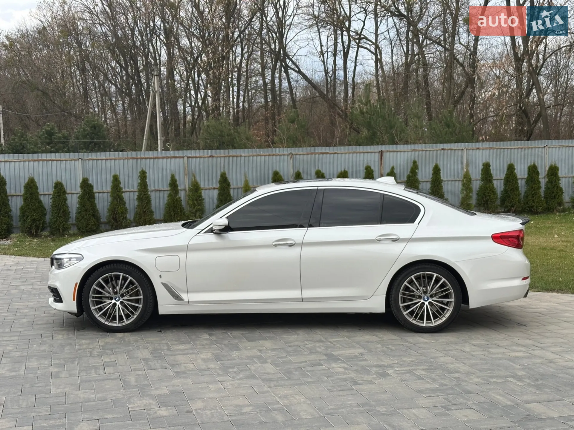 2018 BMW 5er - мініатюра 2