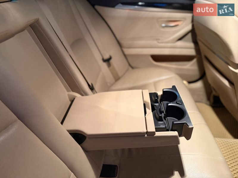 Седан BMW 5 Series 2011 в Києві