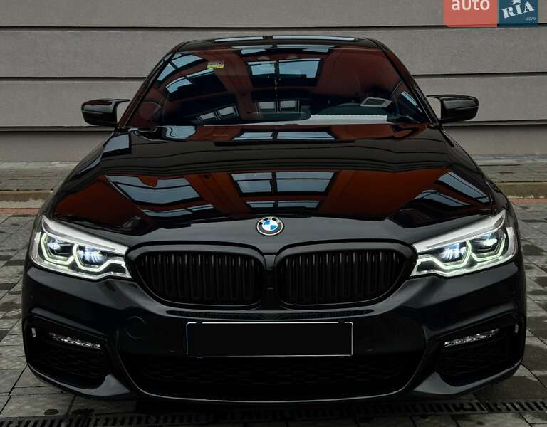 Седан BMW 5 Series 2017 в Львові