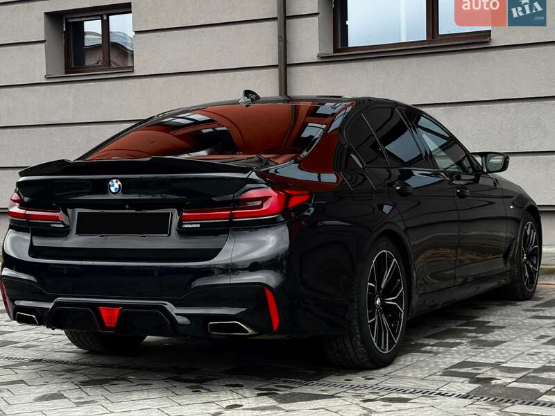 Седан BMW 5 Series 2017 в Львові