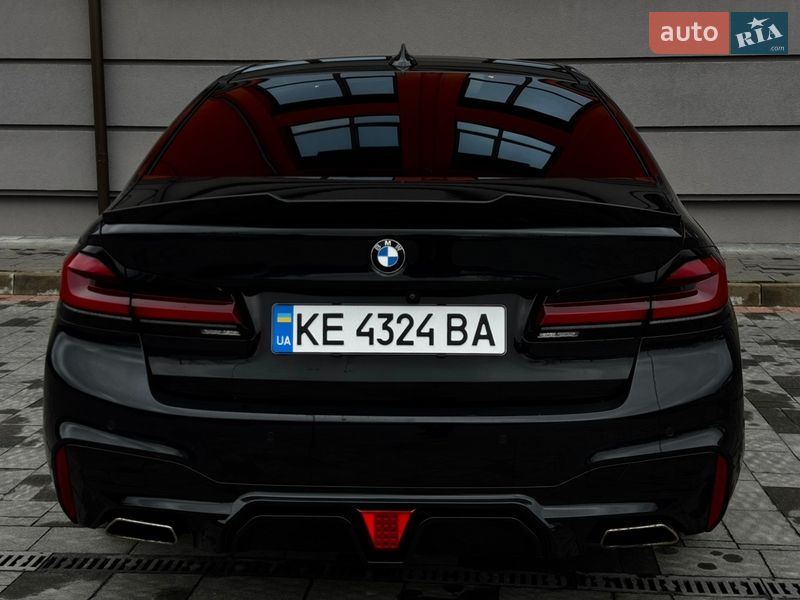 Седан BMW 5 Series 2017 в Львові