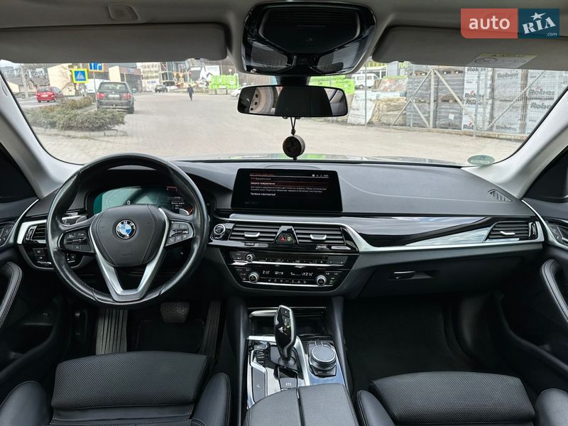 Седан BMW 5 Series 2019 в Виннице