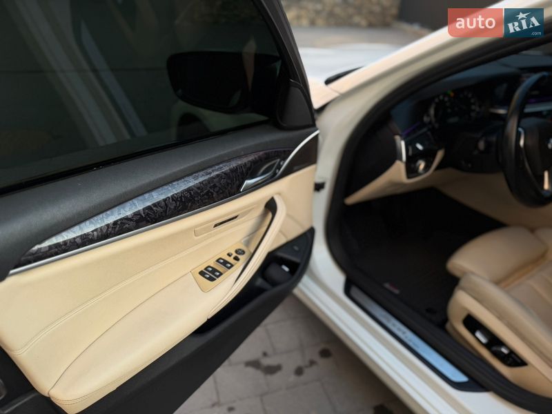 Седан BMW 5 Series 2017 в Ивано-Франковске