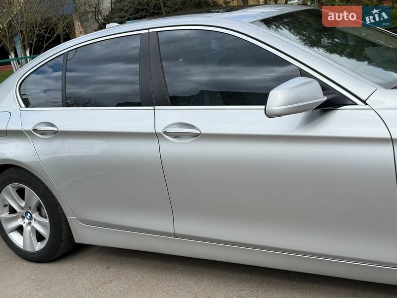 Седан BMW 5 Series 2012 в Дрогобичі