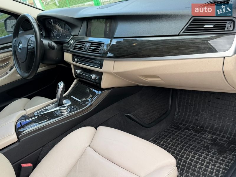 Седан BMW 5 Series 2012 в Дрогобичі