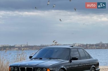 Седан BMW 5 Series 1993 в Миколаєві