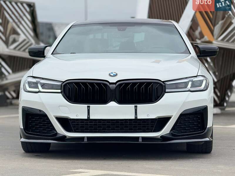 Седан BMW 5 Series 2018 в Рівному