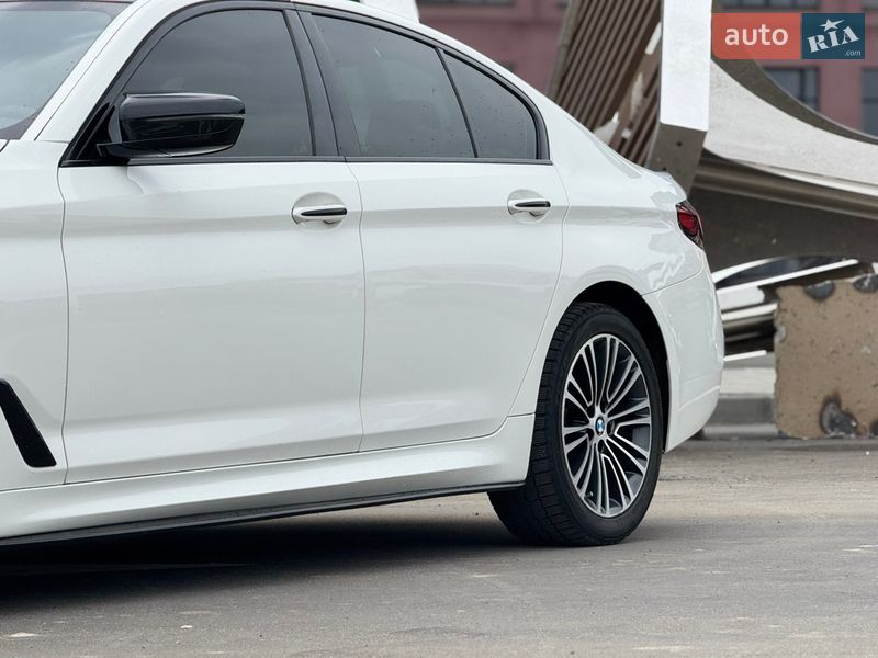 Седан BMW 5 Series 2018 в Рівному
