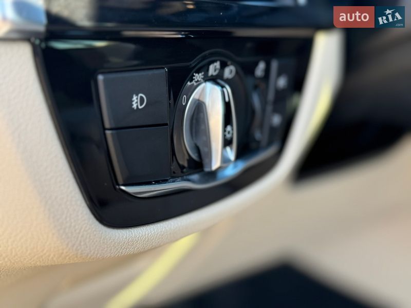 Седан BMW 5 Series 2018 в Рівному