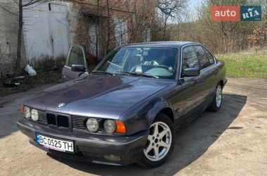 Седан BMW 5 Series 1994 в Львові