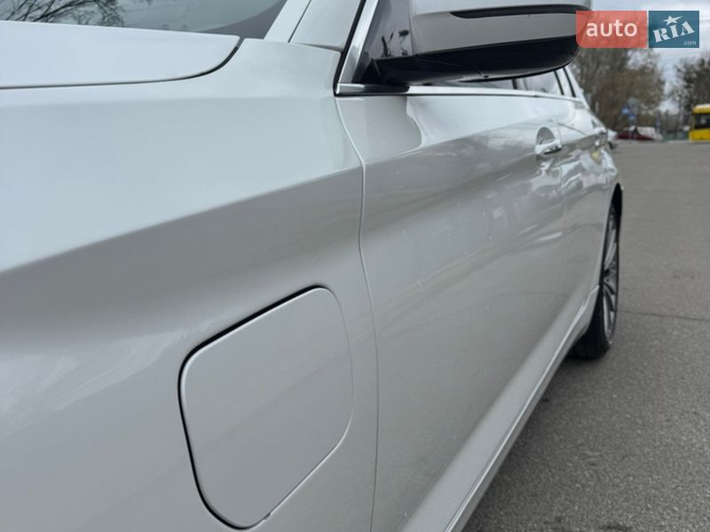 Седан BMW 5 Series 2017 в Києві