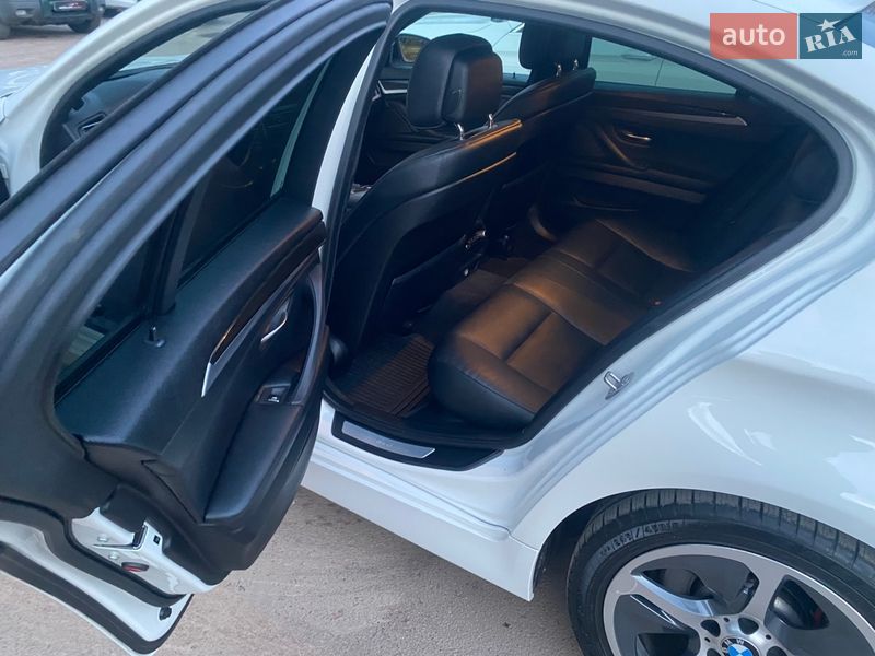 Седан BMW 5 Series 2012 в Чернигове фото 9 Седан BMW 5 Series 2012 в Чернигове