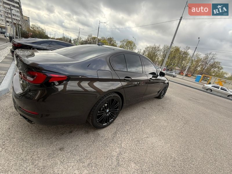 Седан BMW 5 Series 2018 в Дніпрі