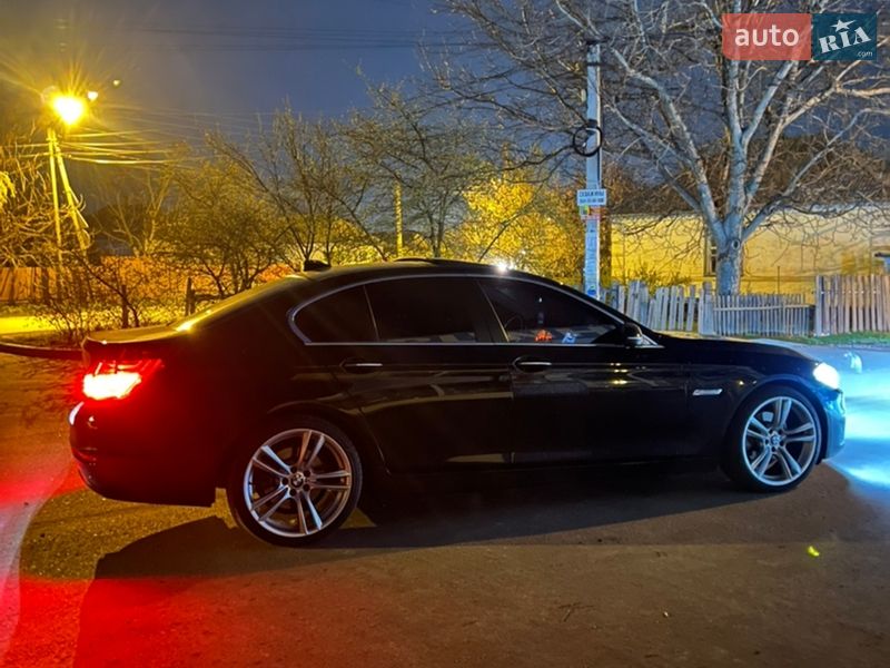 Седан BMW 5 Series 2015 в Дніпрі
