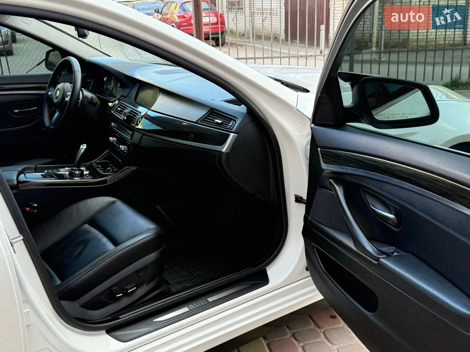 2013 BMW 5er - мініатюра 18