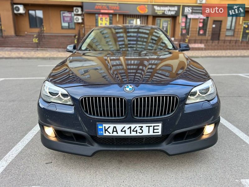 Седан BMW 5 Series 2011 в Вишневом фото 8 Седан BMW 5 Series 2011 в Вишневом