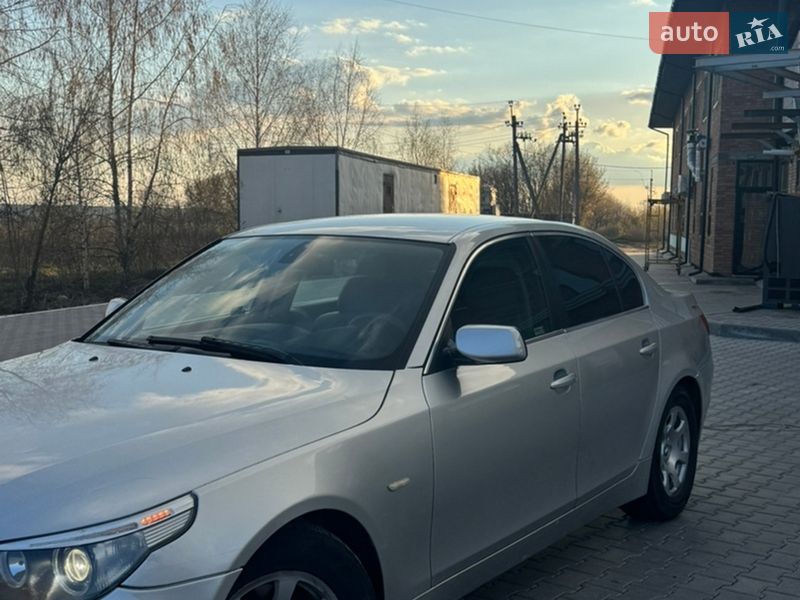Седан BMW 5 Series 2004 в Виннице