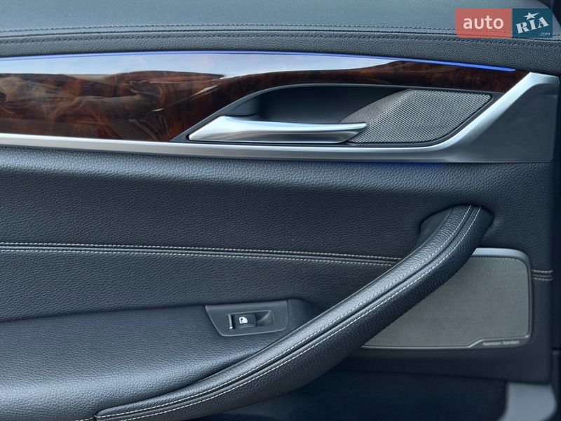 Седан BMW 5 Series 2017 в Полтаві