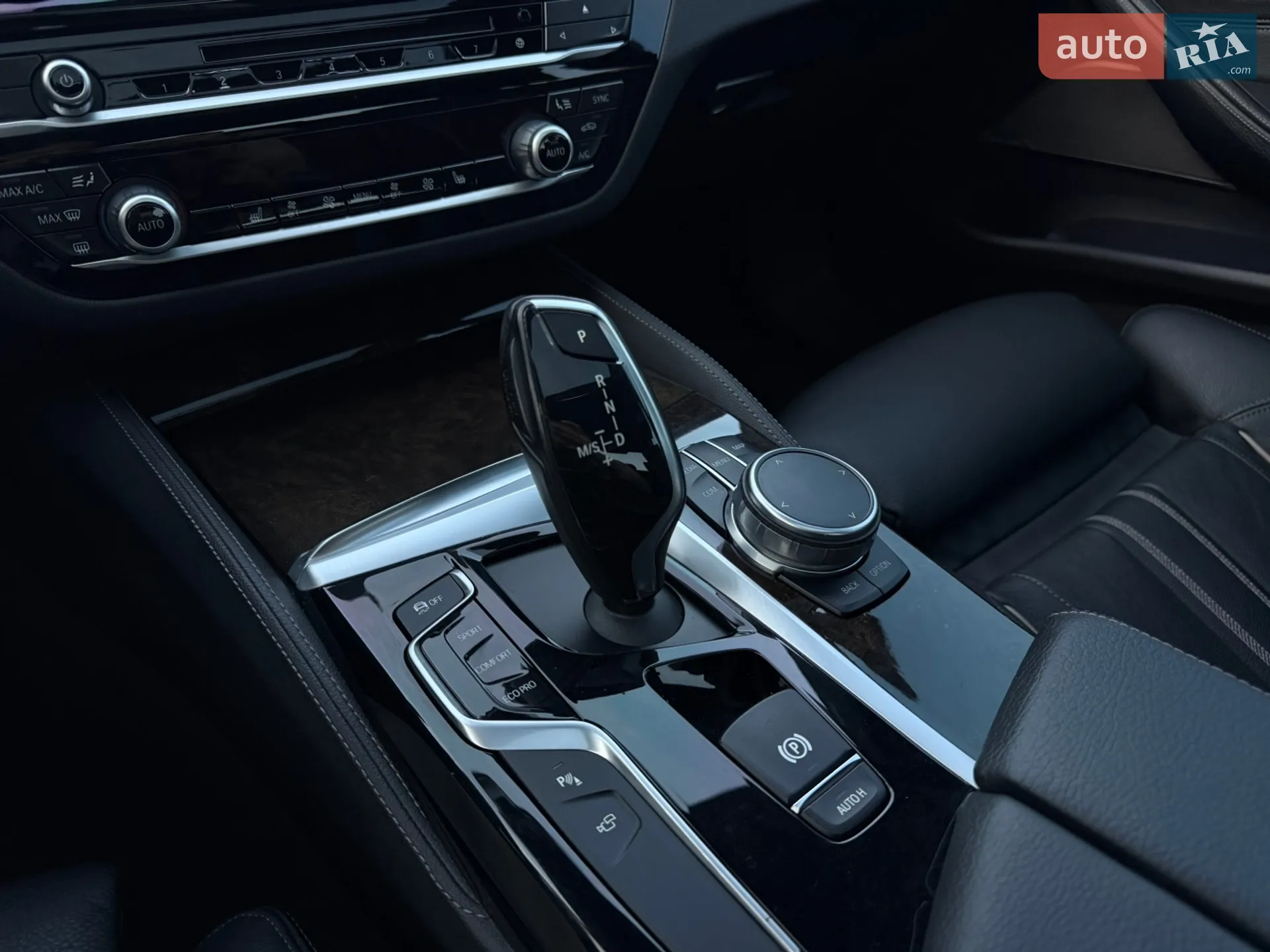 2017 BMW 5er - мініатюра 17