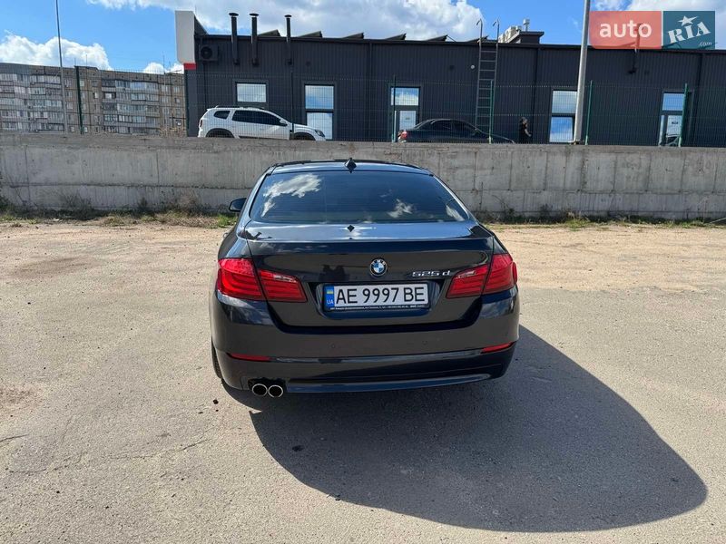 Седан BMW 5 Series 2012 в Кривому Розі
