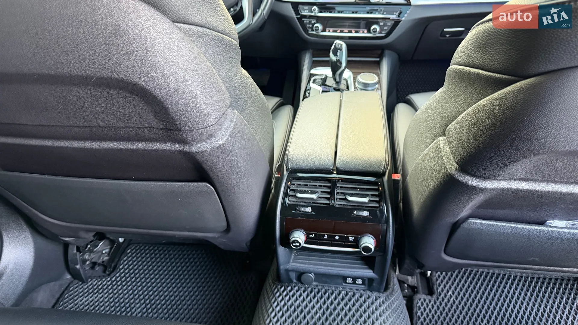 2020 BMW 5er - мініатюра 19