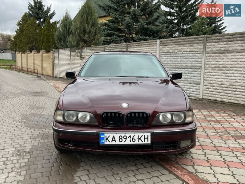 Седан BMW 5 Series 1998 в Харькове