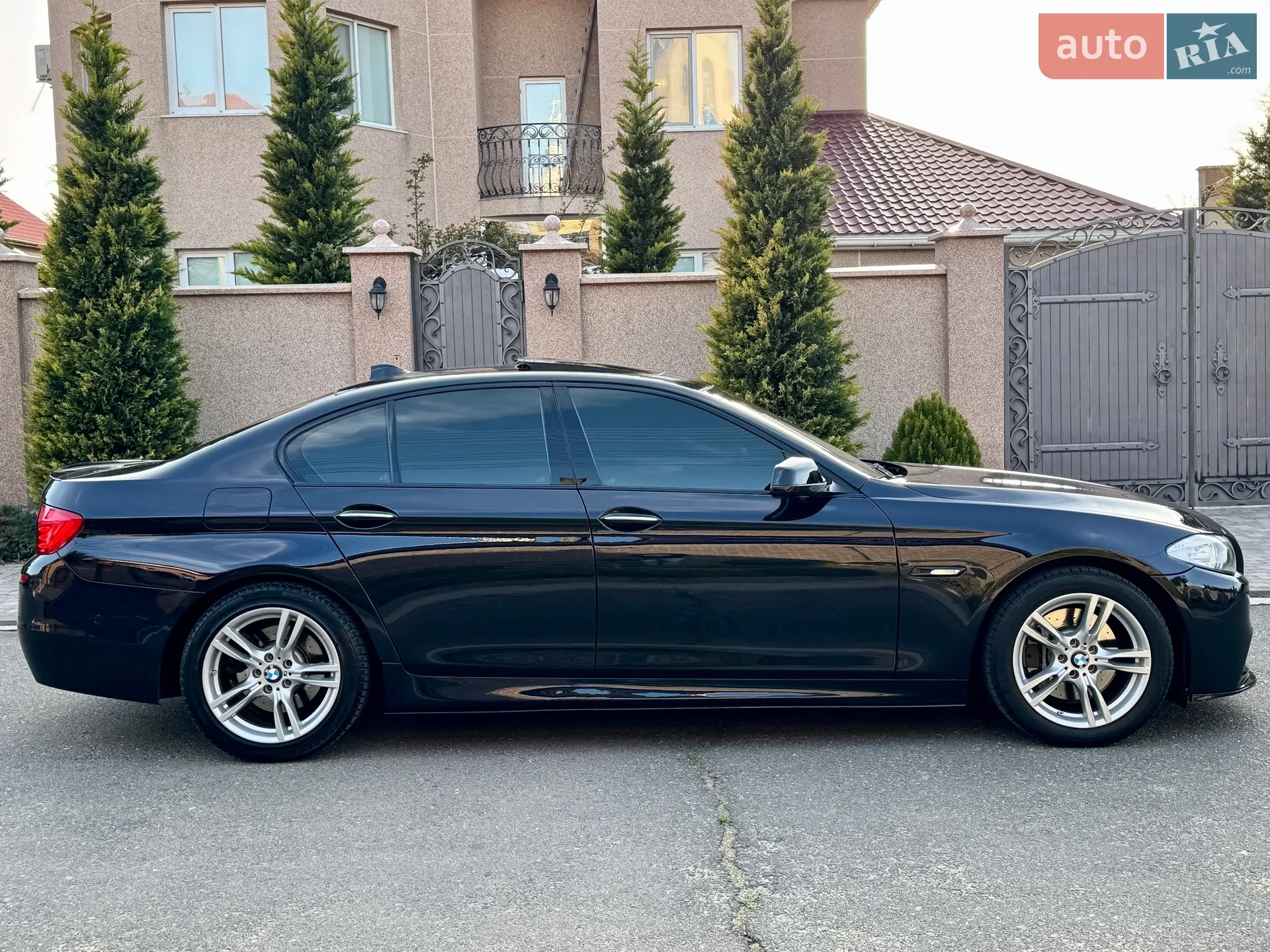 2011 BMW 5er - мініатюра 4