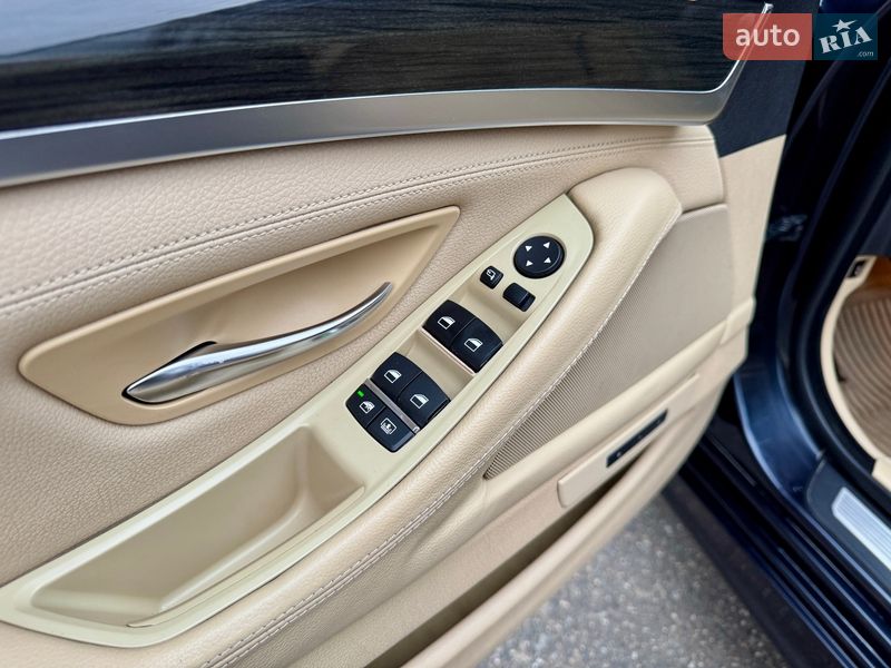 Седан BMW 5 Series 2011 в Одессе