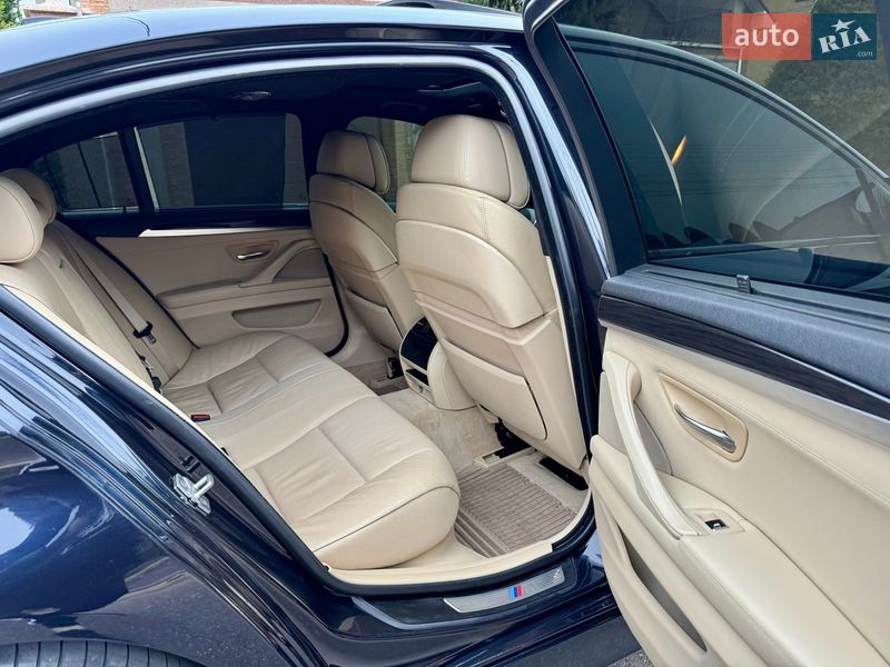 Седан BMW 5 Series 2011 в Одессе