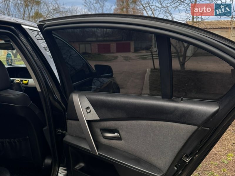 Седан BMW 5 Series 2004 в Ржищеве фото 15 Седан BMW 5 Series 2004 в Ржищеве