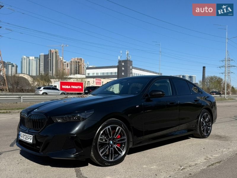 Седан BMW 5 Series 2025 в Киеве фото 5 Седан BMW 5 Series 2025 в Киеве