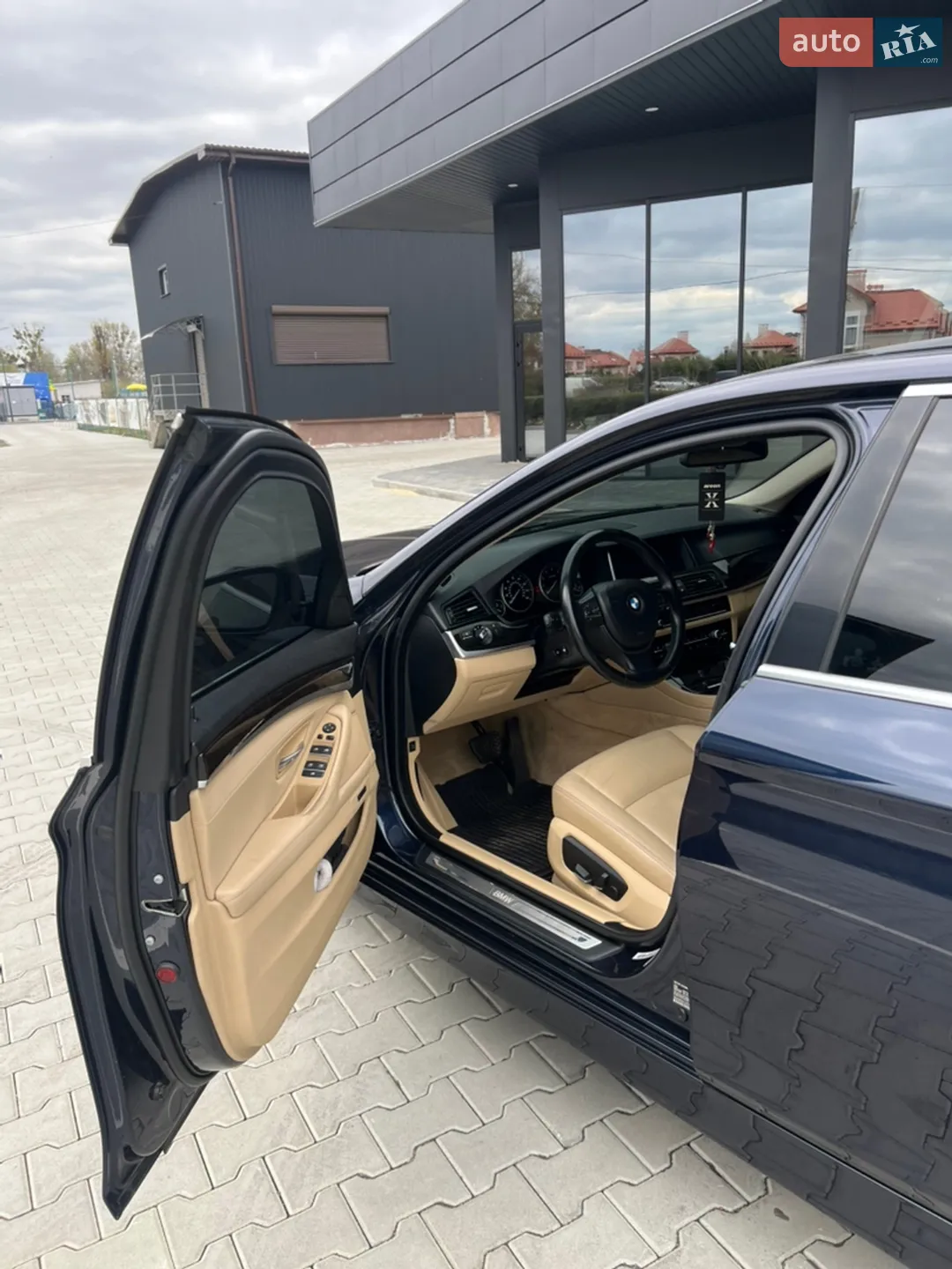 2014 BMW 5er - мініатюра 8