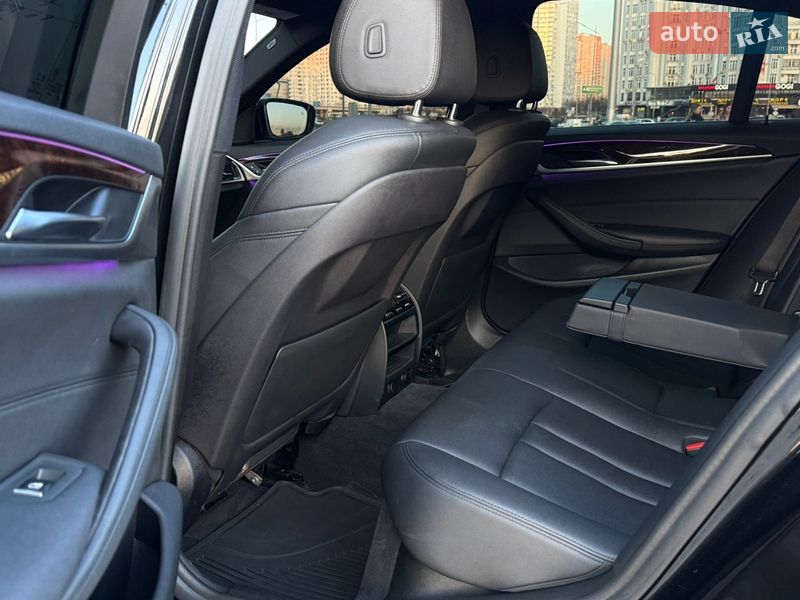 Седан BMW 5 Series 2018 в Киеве фото 23 Седан BMW 5 Series 2018 в Киеве