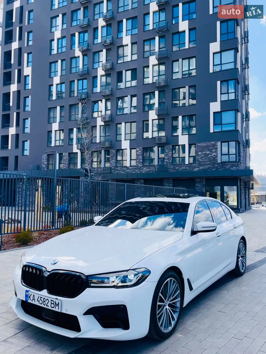2017 BMW 5er - мініатюра 8