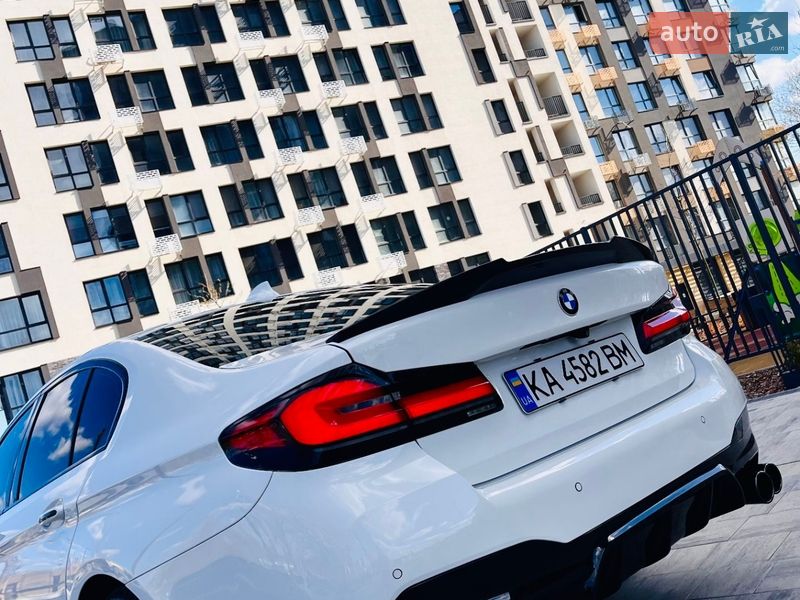 Седан BMW 5 Series 2017 в Кропивницькому