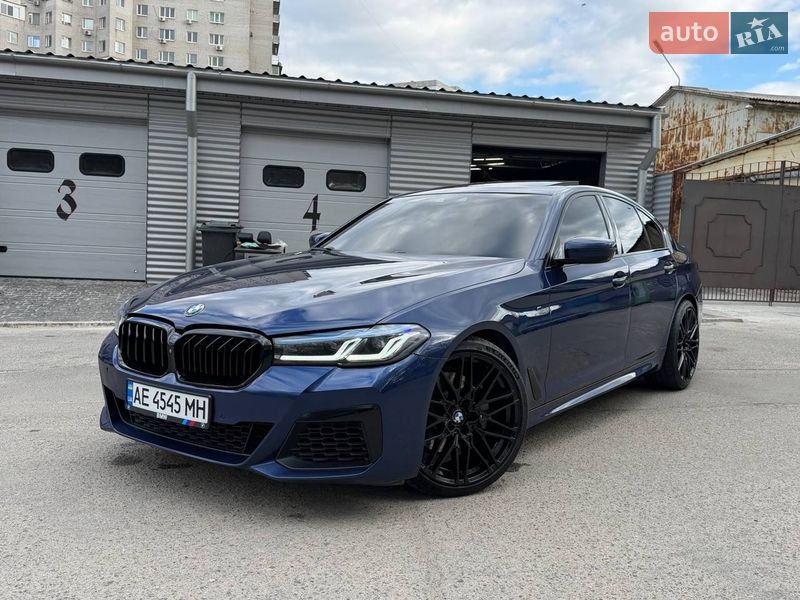 Седан BMW 5 Series 2017 в Днепре фото Седан BMW 5 Series 2017 в Днепре